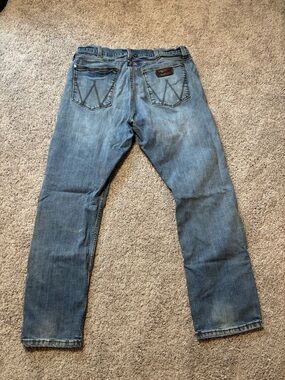 Men’s Wrangler Retro Slim Straight Size 36x32 Western Cowboy Jeans Pants